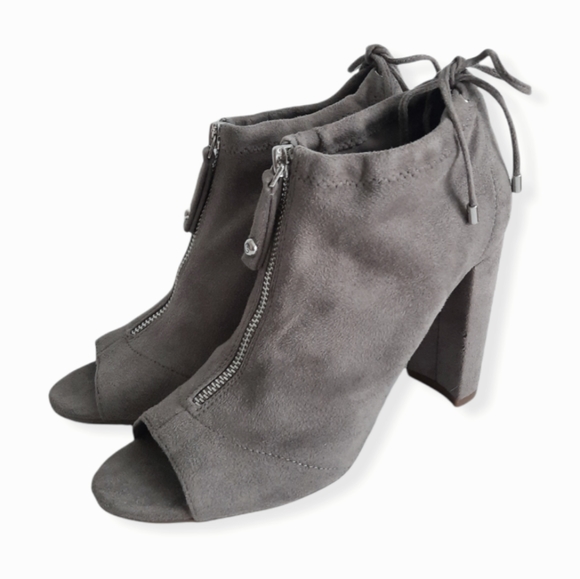 GUESS peep toe block heels Shoes - Picture 1 of 10